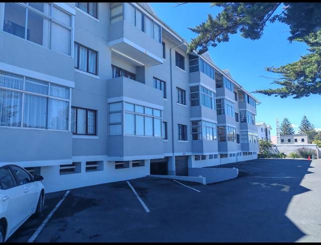 2 BEDROOM APARTMENT FOR SALE IN NORTHCLIFF